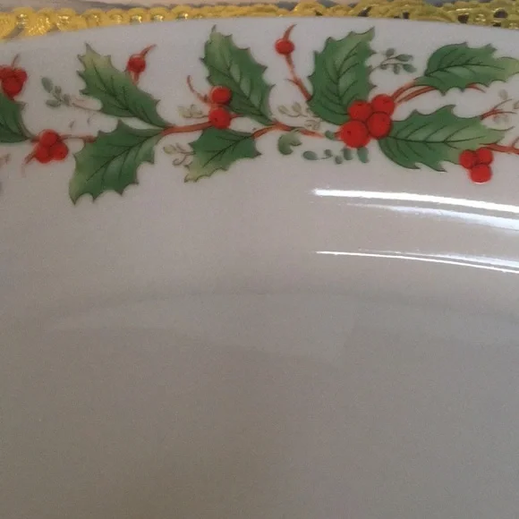 Vintage 1980s China Pearl Fine China, Noel Pattern, Cream & Sugar - Picture 2 of 5